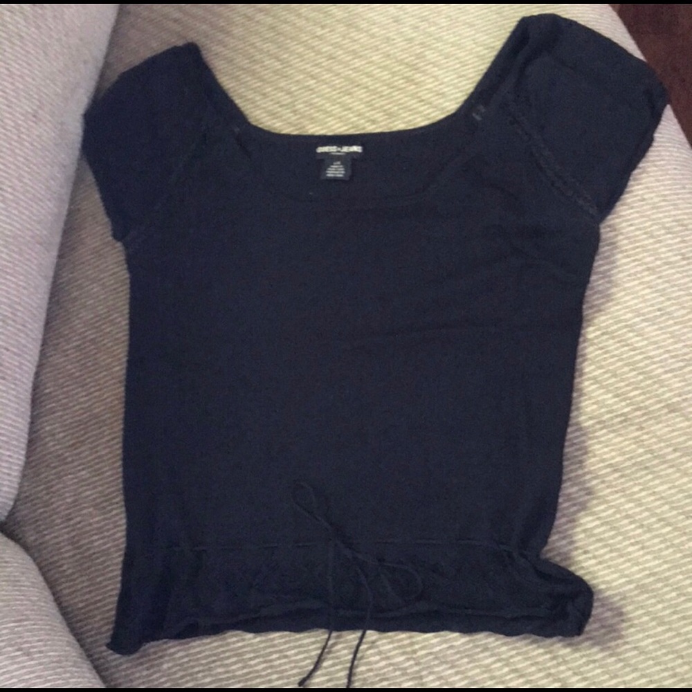 Don’t miss a 🔥🔥🔥deal!!Very sexy guess top!!